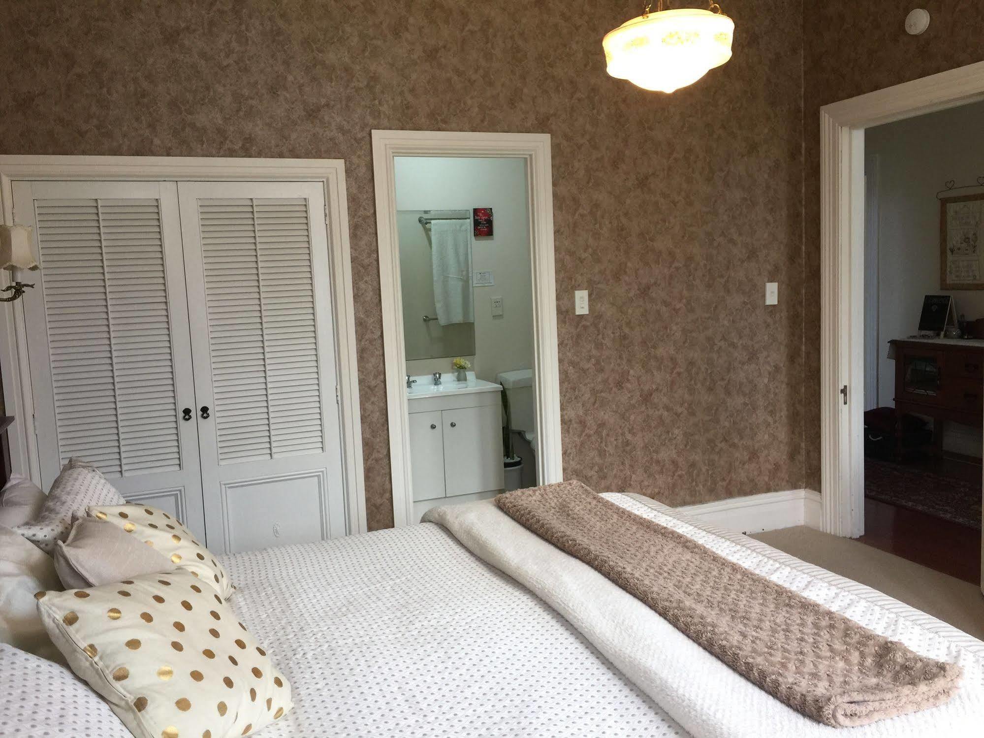 Chelsea House Bed & Breakfast Whangarei Exteriör bild